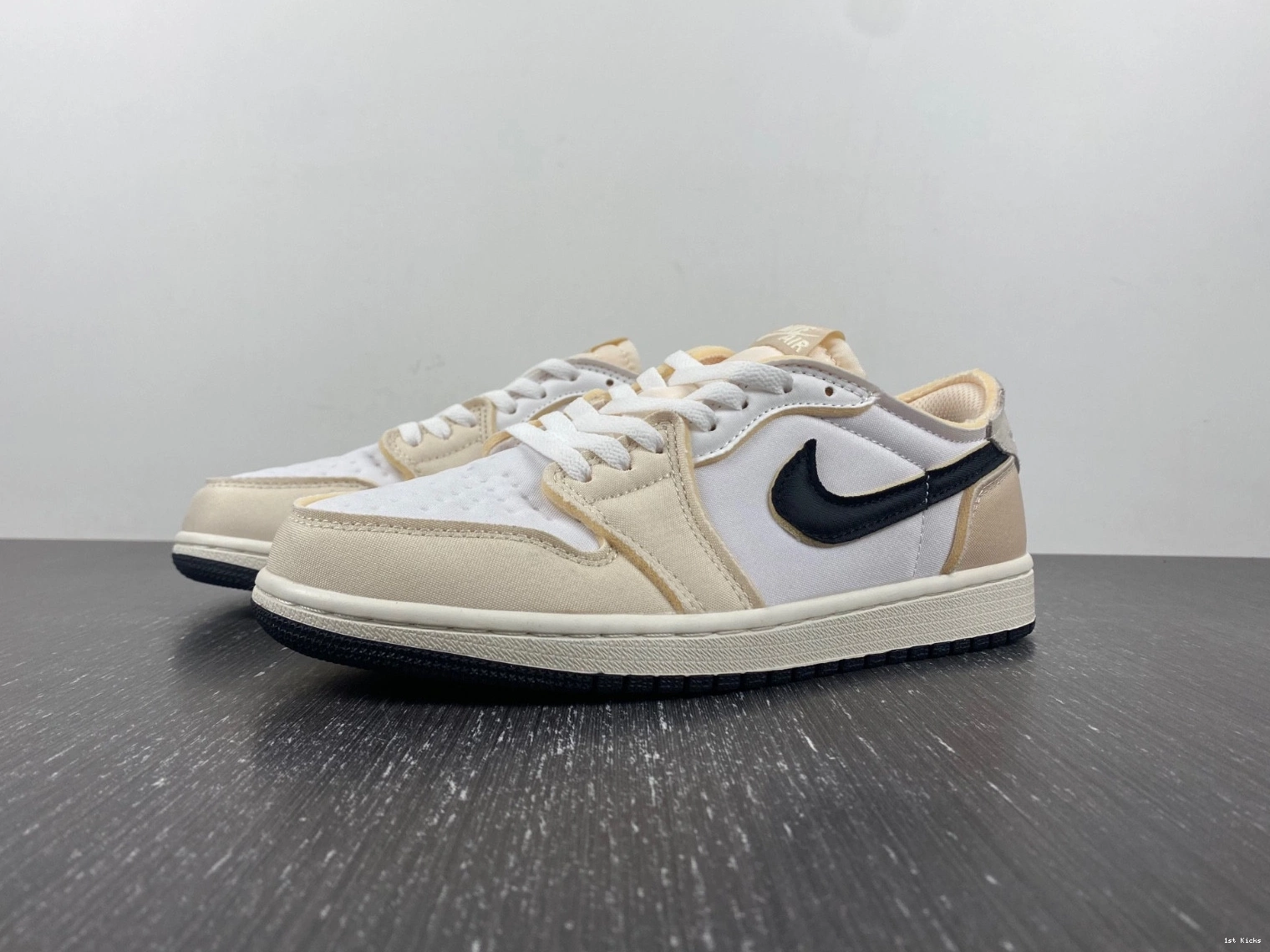 1 Low Jordan DV0982-100 Air "Sail" OG EX 0318